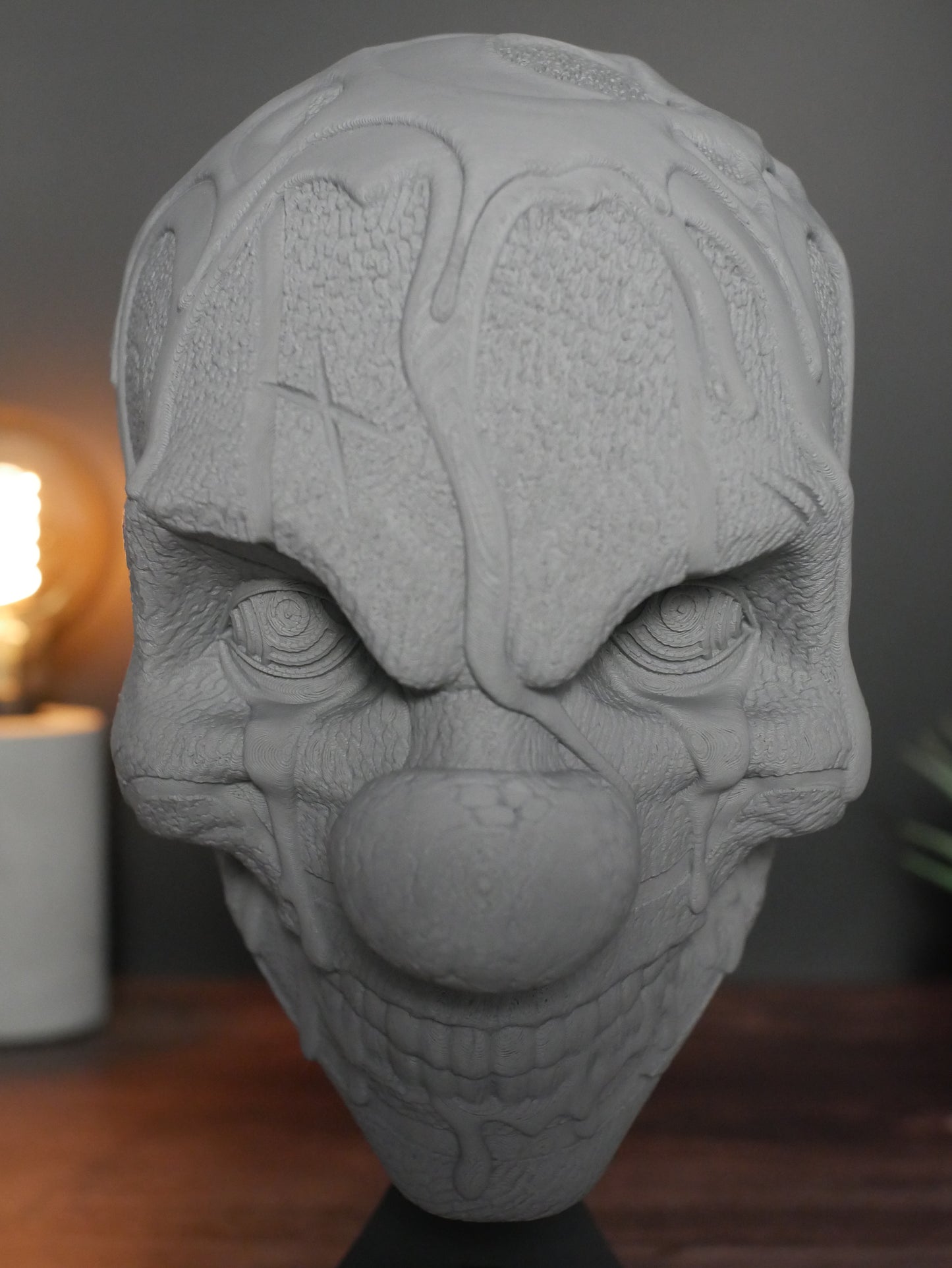 Horror Headphone Stand - Juggling Clown | Headphone Stands