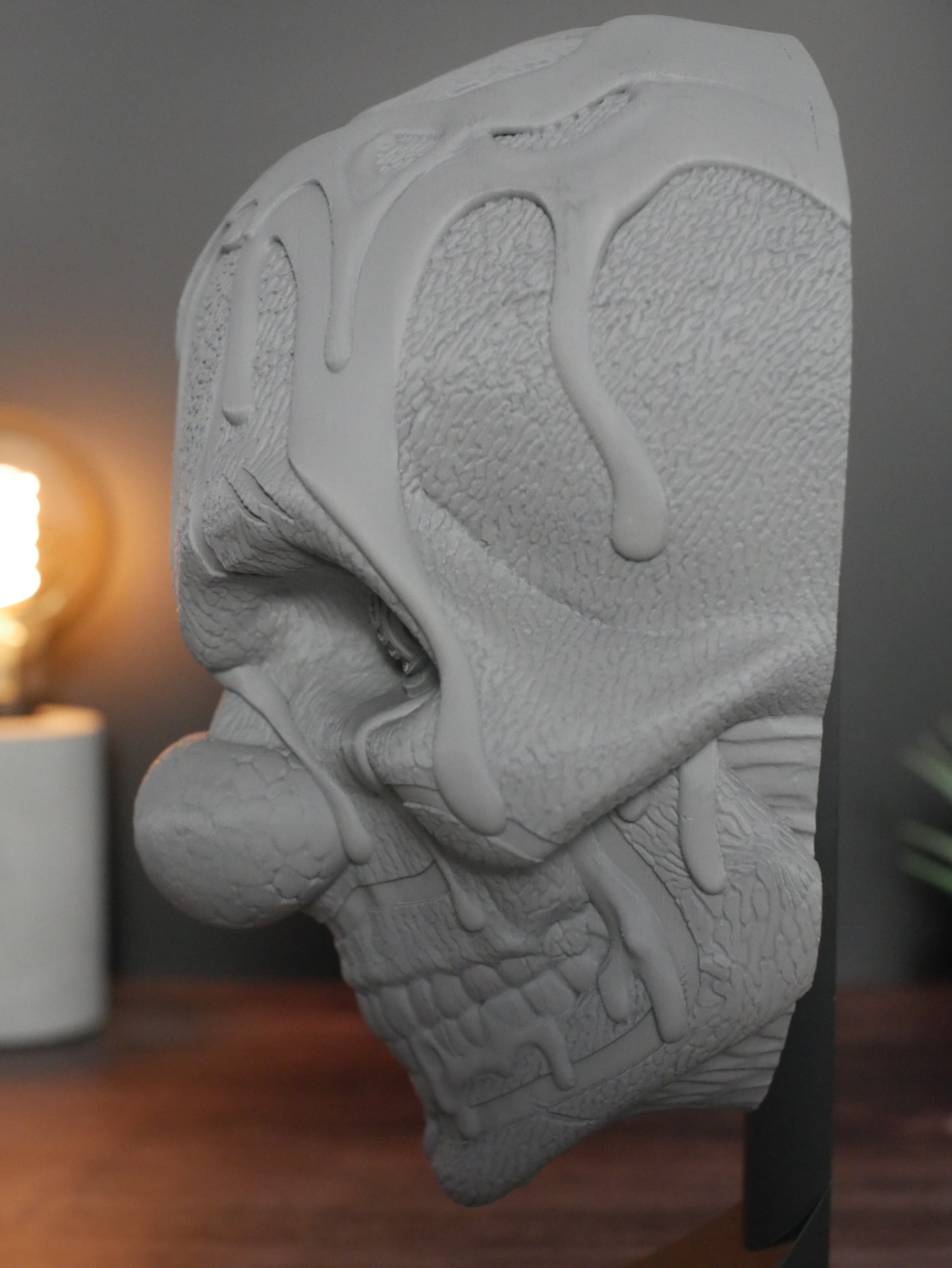 Horror Headphone Stand - Juggling Clown | Headphone Stands