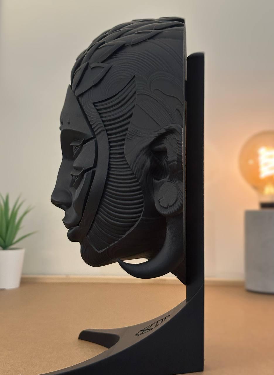 Harlequin Black Headphone Stand - Artistic Elegance and Unique Style