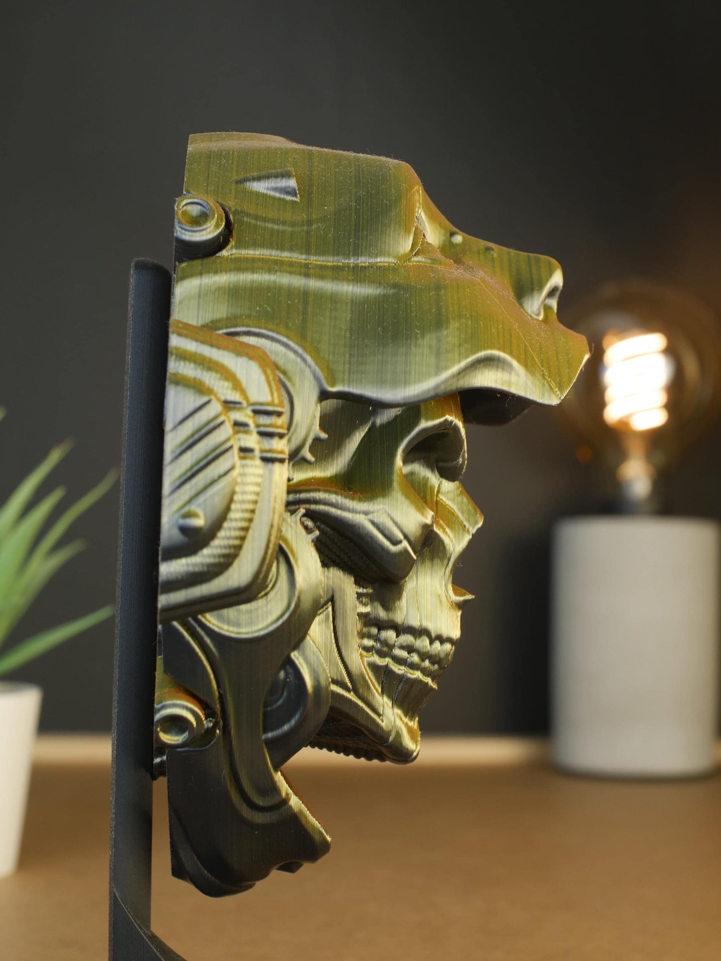 Skulldroid : Tête articulée de 16 cm avec crâne et effets lumineux