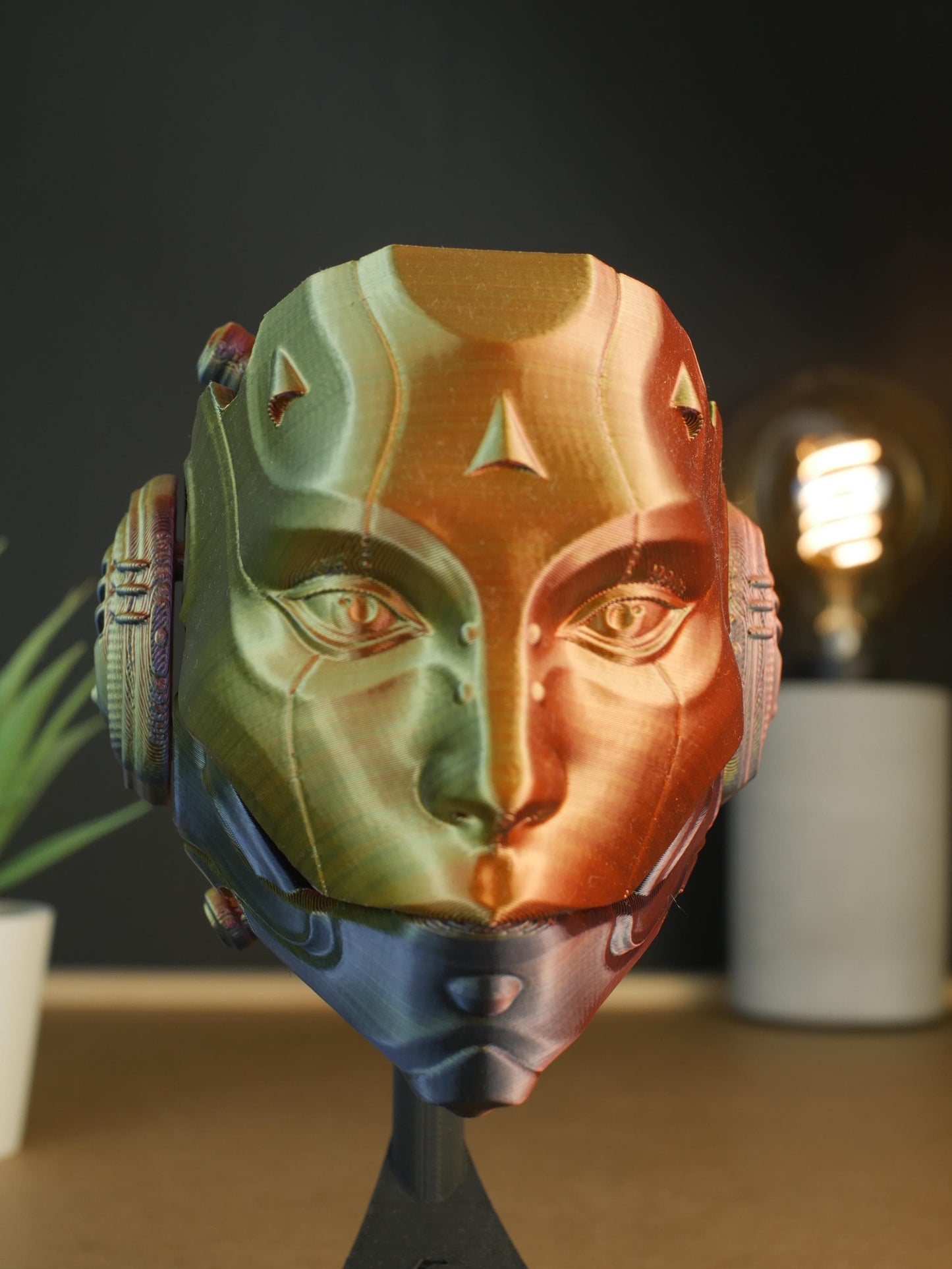 Skulldroid : Tête articulée de 16 cm avec crâne et effets lumineux